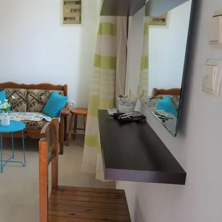 Greek Art By Evagstays Апартаменты *