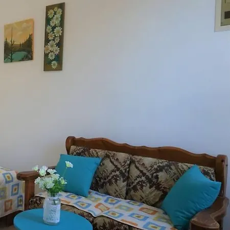 شقة Greek Art Boutique فاليراكي